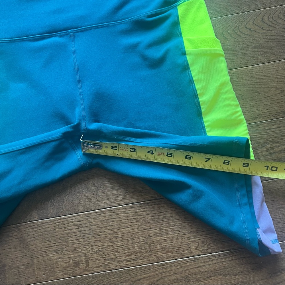 Fabletics Shorts - Picture 11 of 13
